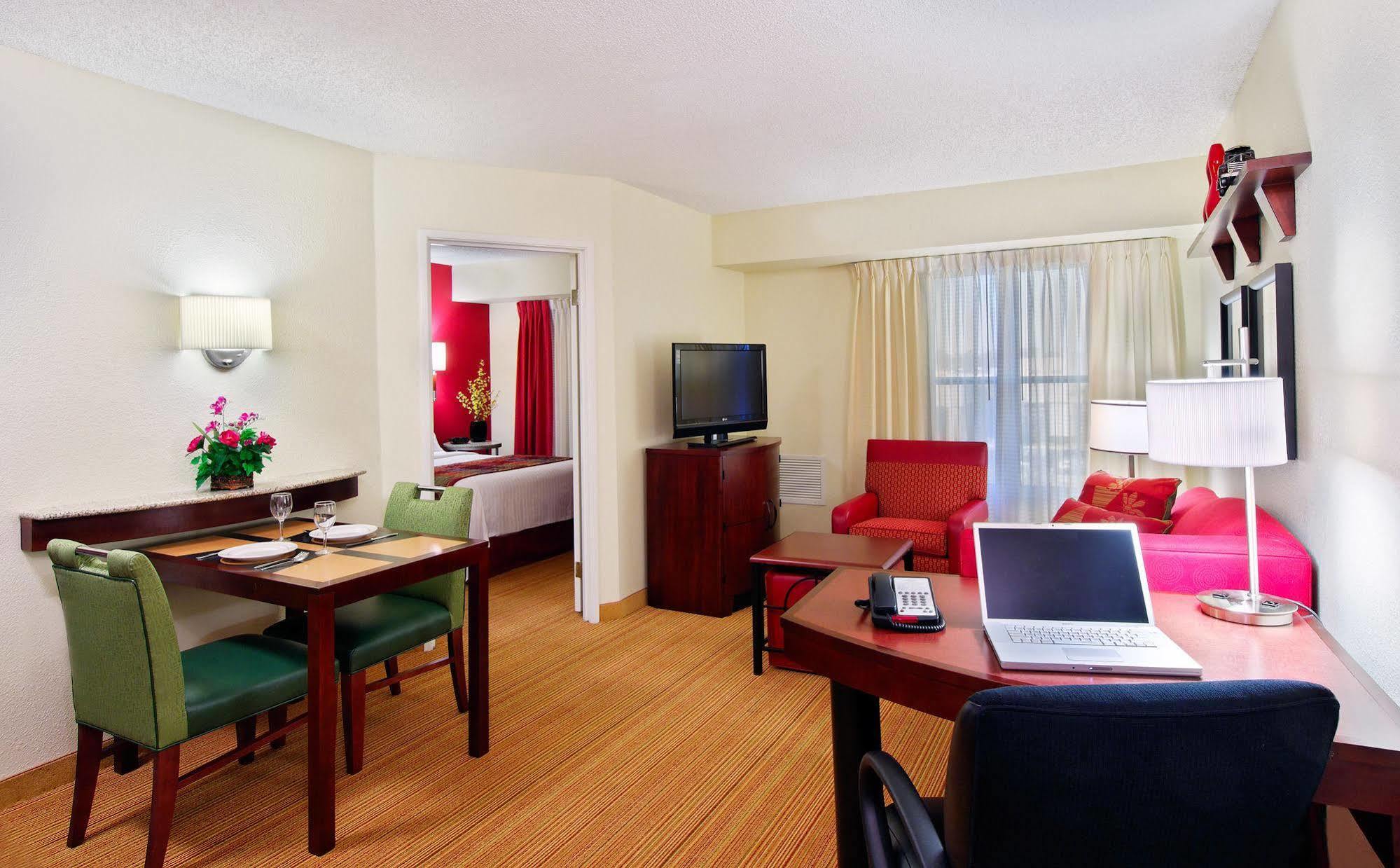 Residence Inn By Marriott Fort Myers Exteriör bild